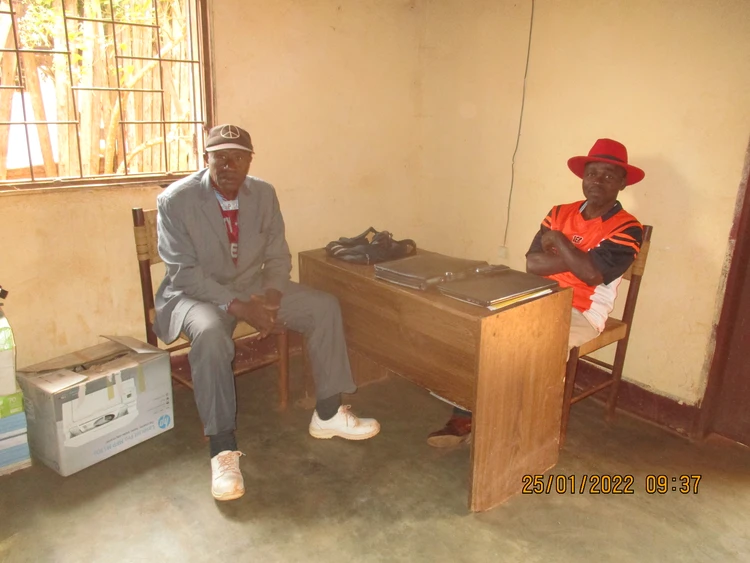 Zwaŋ-Zilɛs ɓa nɛ Jyɔɔni